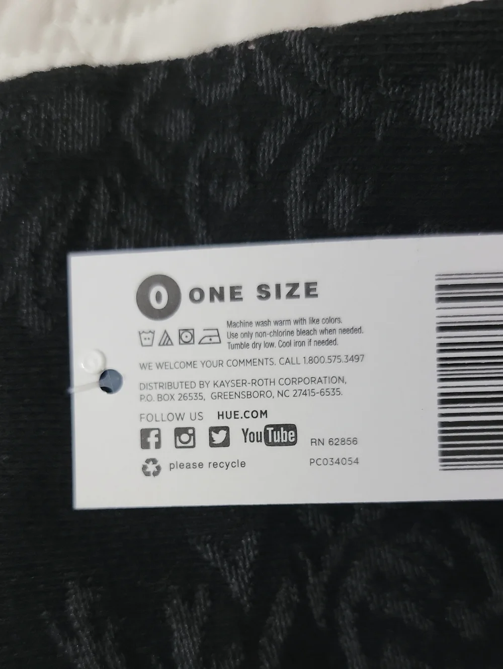 🐞4/$10🐞 HUE Women's Black Subtle Floral Dress Socks